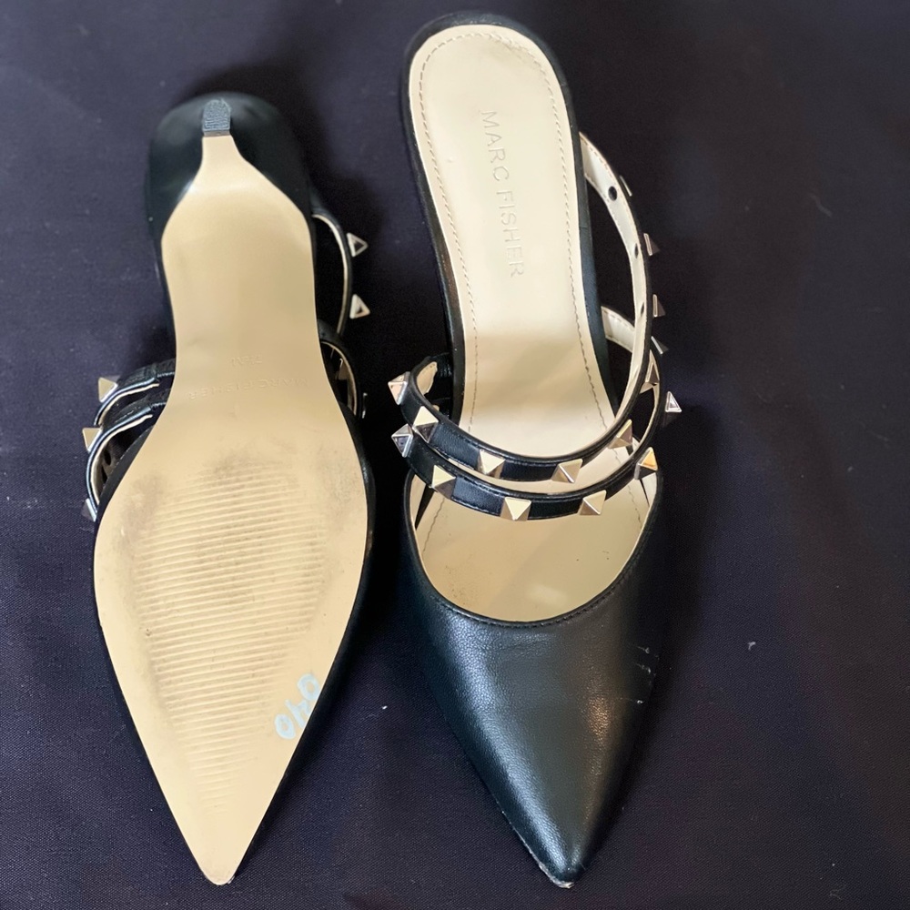 Marc Fisher Black Multi Leather small heels.    size 7.5 M